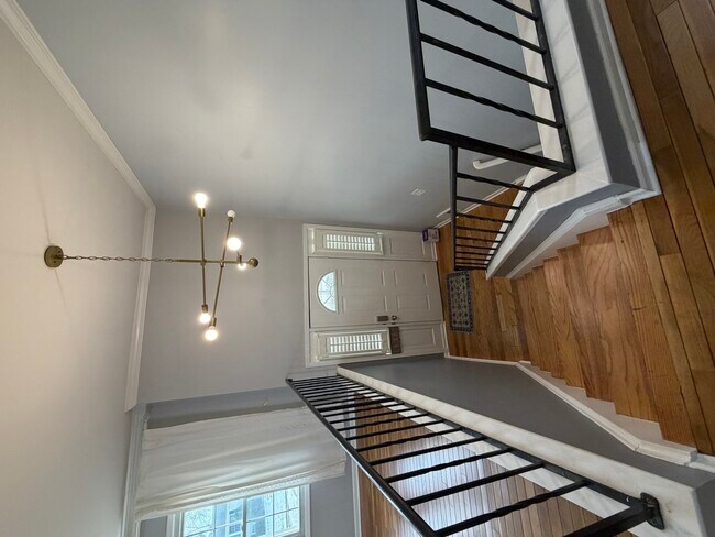 Foto del edificio - 1200 Glen Ln