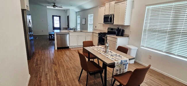 Foto del edificio - 19308 Via Vinovo Ct