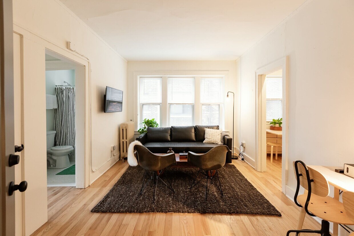 Selden Manor 686 Selden St Detroit, MI