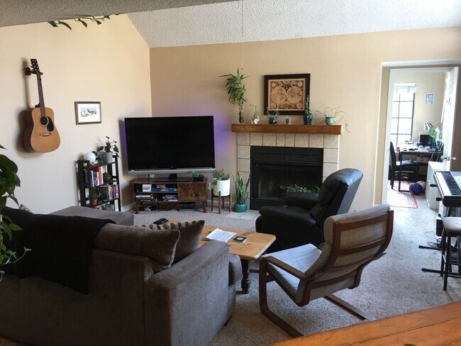 Foto del edificio - 3 Bed/2 Bath Powderhorn Condo - Available ...
