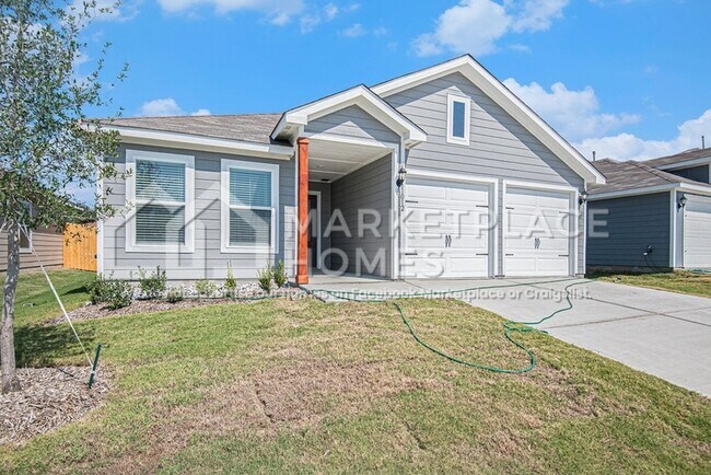 Building Photo - 11012 Gray Mare Dr