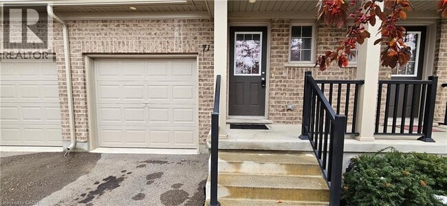 Building Photo - 50 Pinnacle Dr