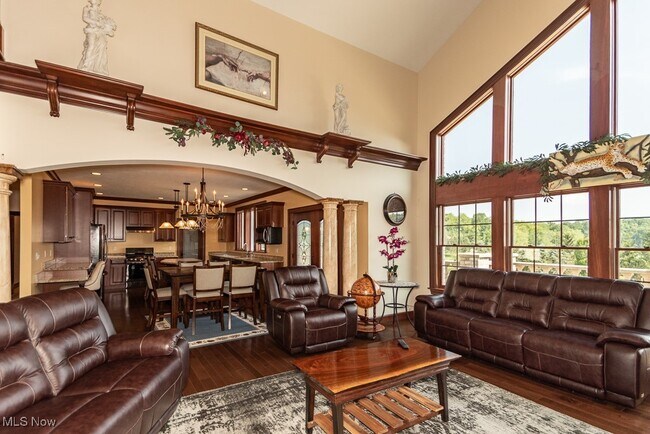 Foto del edificio - 11530 Butternut Rd