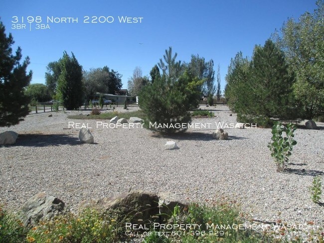 Building Photo - 3198 2200 W