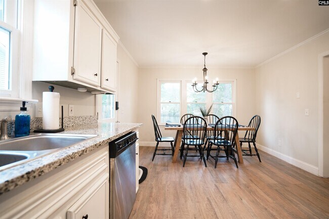 Foto del edificio - 712 Willowood Pkwy
