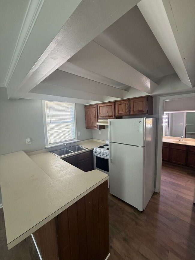Building Photo - 3475 Pimlico Pkwy