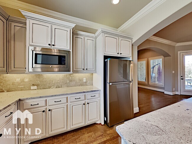 Foto del edificio - 10 Center Ct