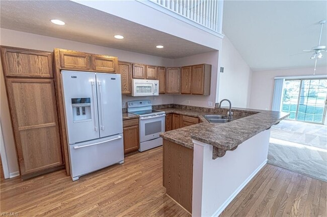 Kitchen - 1241 Joshua Way