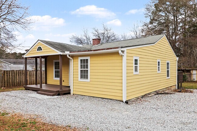 Foto del edificio - 3036 Peeler Rd