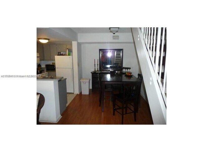 Foto del edificio - 670 NW 85th Pl