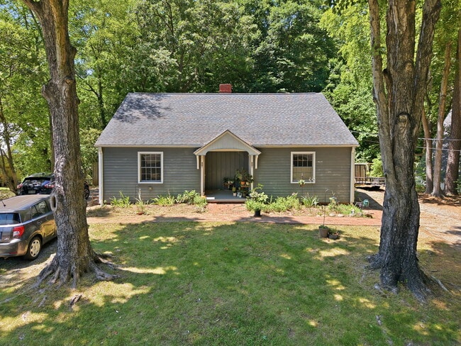 Building Photo - 204 Purefoy Rd