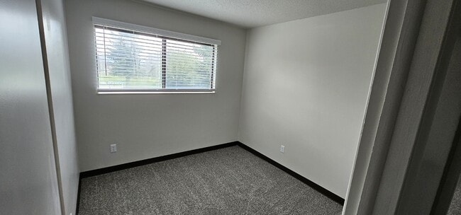 Building Photo - Twin Cedars