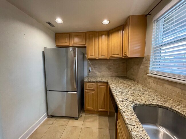 Foto del edificio - 5918 S Willow Way