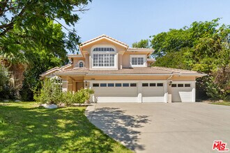 Building Photo - 18419 St Moritz Dr