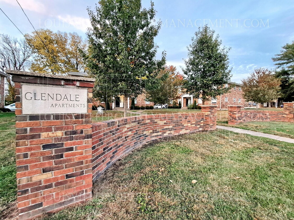 Building Photo - 3208 Orchard Manor Cir