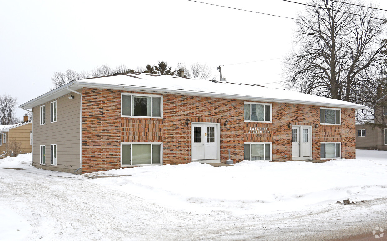 Primary Photo - 613 Park Ave