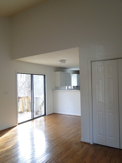 Building Photo - 1515 Partridgeberry Rd