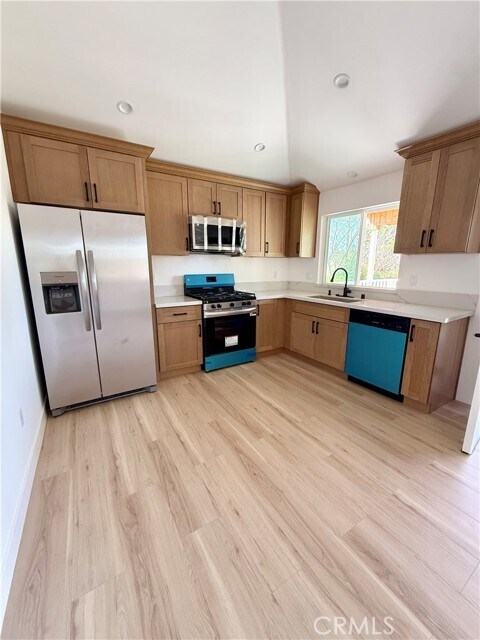 Foto del edificio - 20407 Strathern St