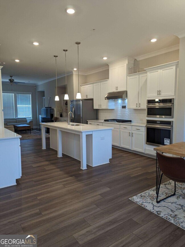 Foto del edificio - 201 Spike Trl SE