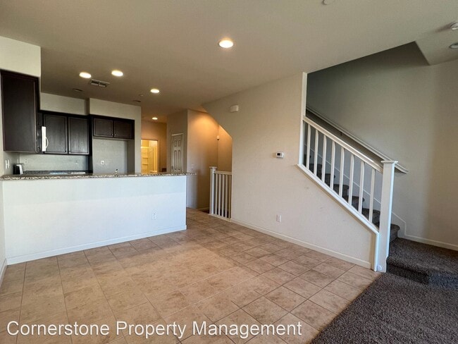 Building Photo - 3 br, 3 bath House - 2037 Kiwi Walkway