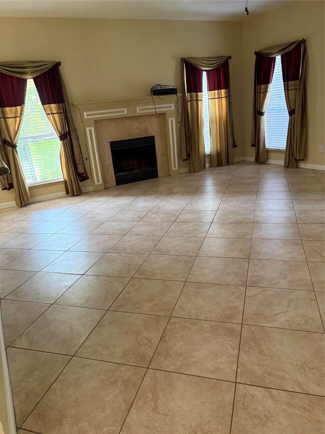 Foto del edificio - 1222 Bluestone Dr