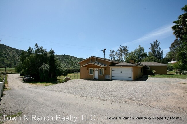 Building Photo - 3 br, 3 bath House - 14402 Willow Rd.