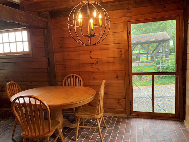 Foto del edificio - 163 W Front St