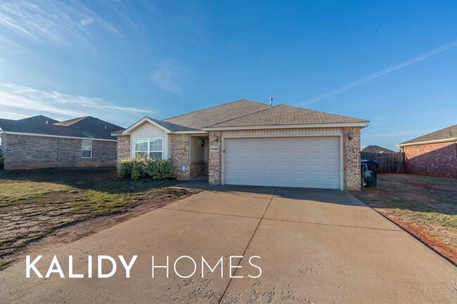 Building Photo - 13425 Deer Spring Dr