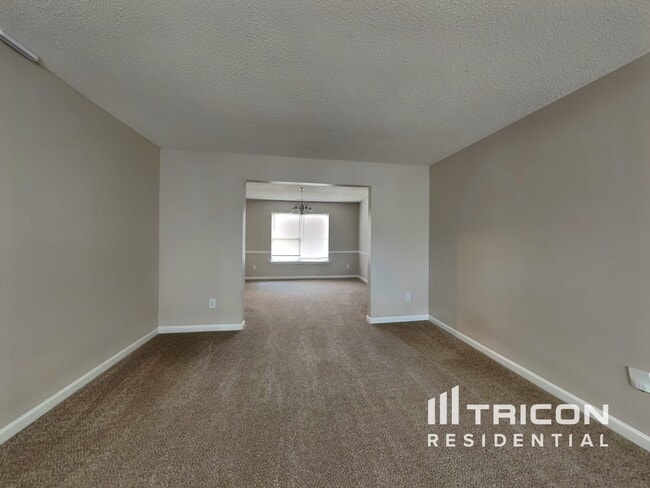 Building Photo - 4348 Persian Ct SW