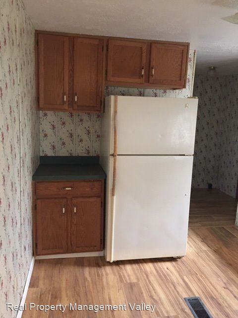 Foto del edificio - 4 br, 2 bath House - 203 1st South East