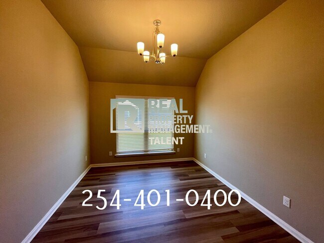 Foto del edificio - DEAL ALERT!!! 3 Bedroom, 2 Bathroom Home f...