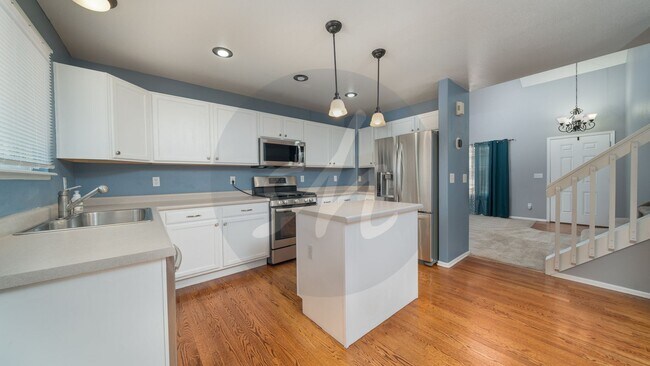 Building Photo - 6937 Cabriolet Dr