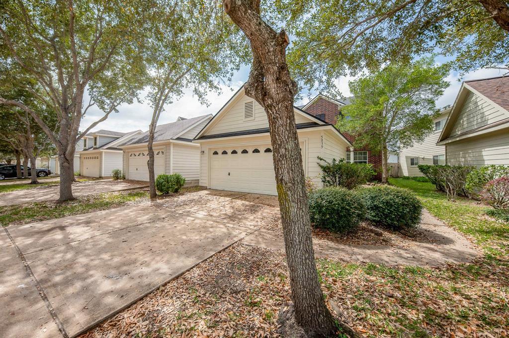 Foto principal - 5839 Sonoma Ridge