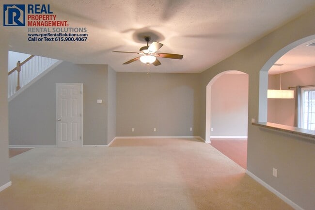 Building Photo - Fantastic 3BR townhome in Nippers Corner w/ attached garage!