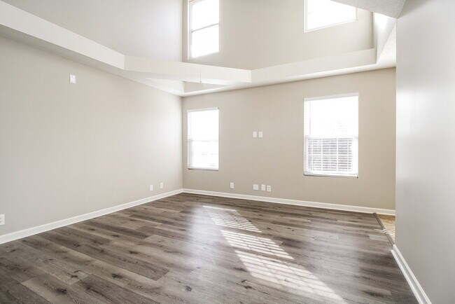 Foto del edificio - 5049 Cornelius Dr