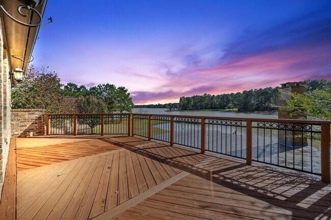 Foto del edificio - 20219 Country Lake Dr