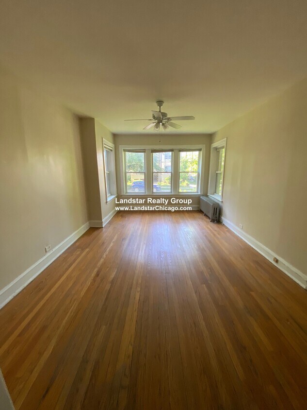 800 Seward St Unit 2, Evanston, IL 60202 Condo for Rent in Evanston