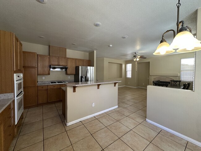 Foto del edificio - 8918 W Katie Ave