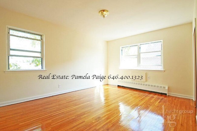 Building Photo - 2401 19th St