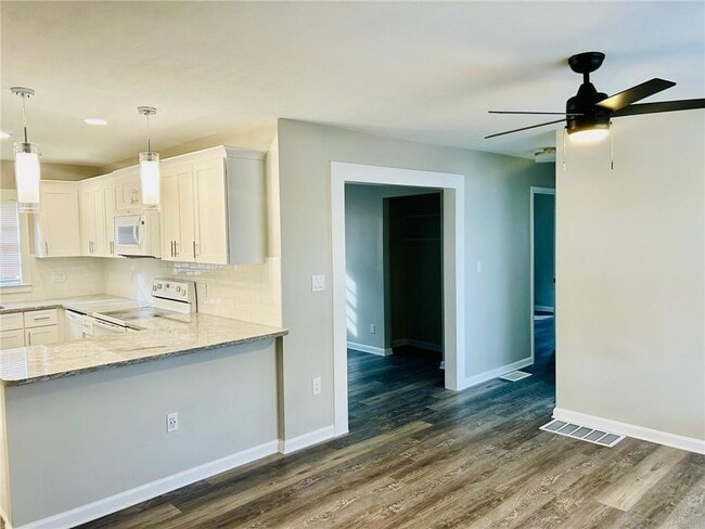 Building Photo - 2961 Stone Mountain St