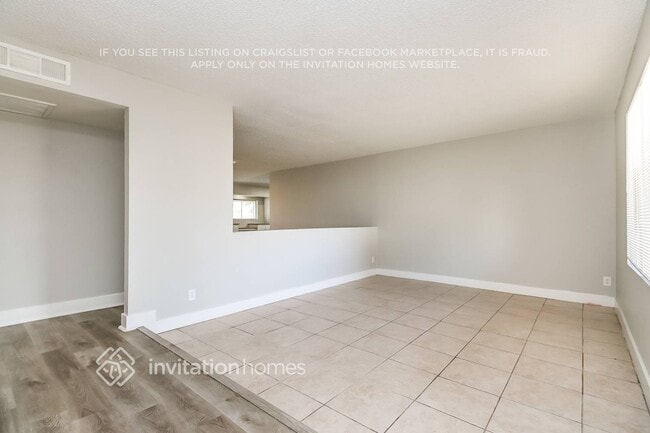 Building Photo - 11219 N 41st Ave