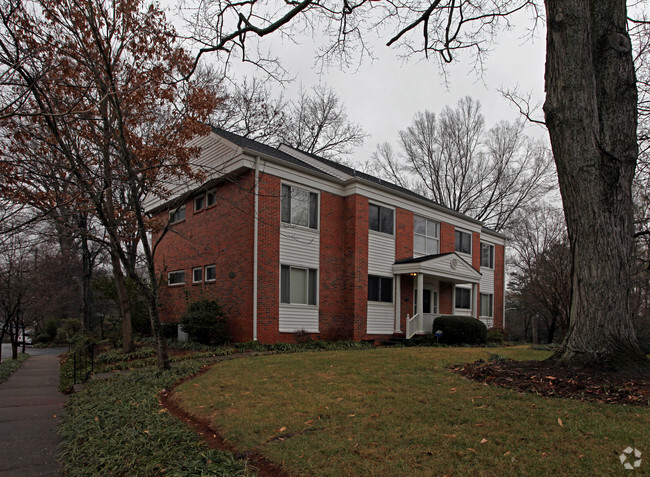 Foto del edificio - Elizabeth Point Apartments