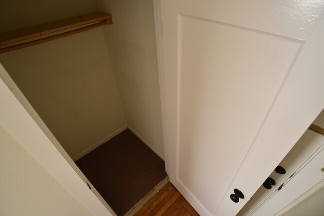 Building Photo - 535 41st St