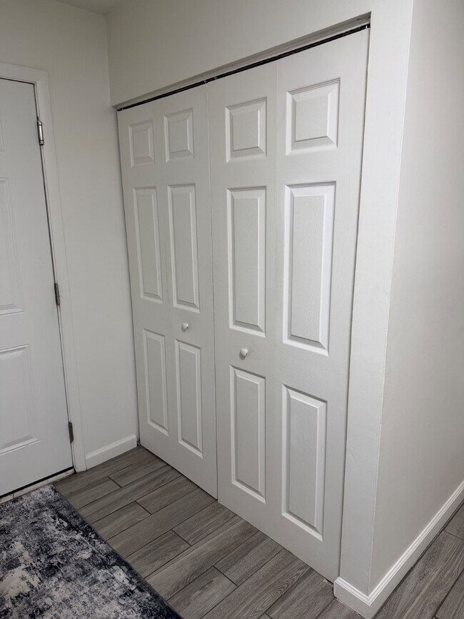 Foto del edificio - 9124 Cedarpark Ln NW