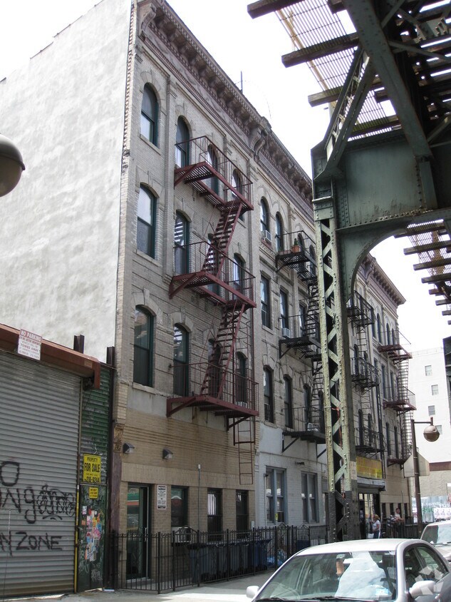 Foto del edificio - 670 Broadway