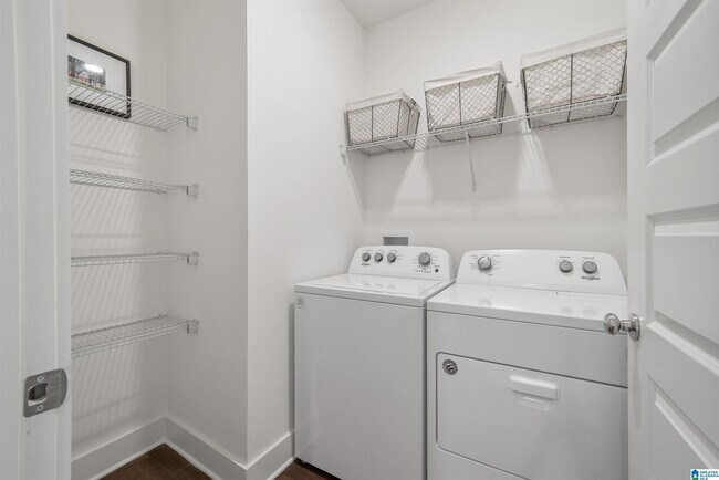Foto del edificio - 4173 Prentice St