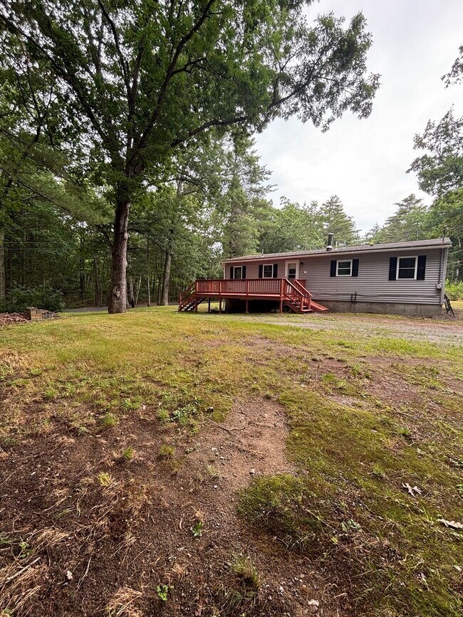 Foto del edificio - 1050 Flat Hill Rd