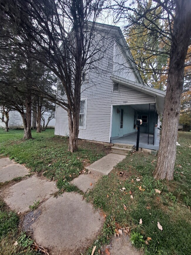 360 W Washington St, Dunkirk, IN 47336 House for Rent in Dunkirk, IN