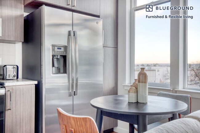 Foto del edificio - 3000 Pearl Pkwy