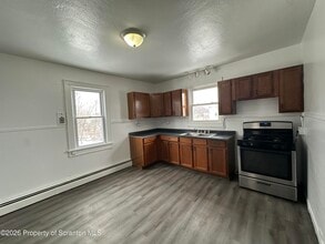 Building Photo - 214 Mayock St